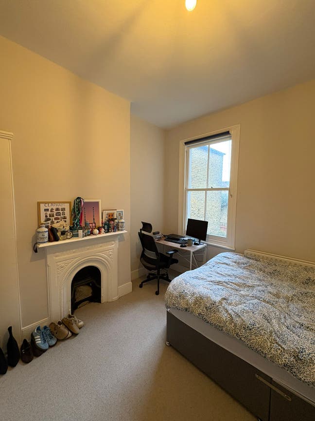 Bright Double Room by Lovely Abbeville Village  Main Photo
