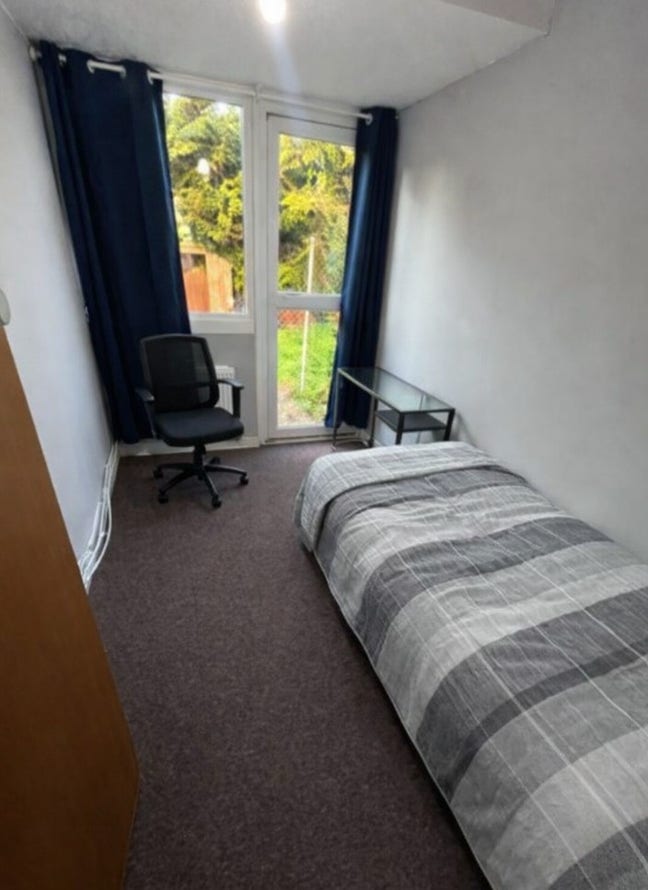 🌿 Room with Private Garden | Limehouse | Bills In Main Photo