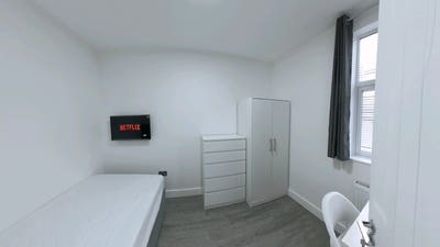 Double ensuite room - Brand New refurbishment  Main Photo