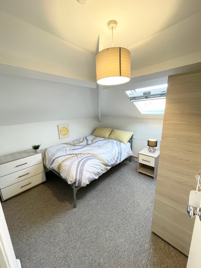 Luxury Double Room &pound;460 inc. Bills Main Photo