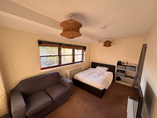 Studio in Spencer Mews  Main Photo