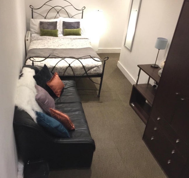 Double Room with kitchen all Bills Included Main Photo