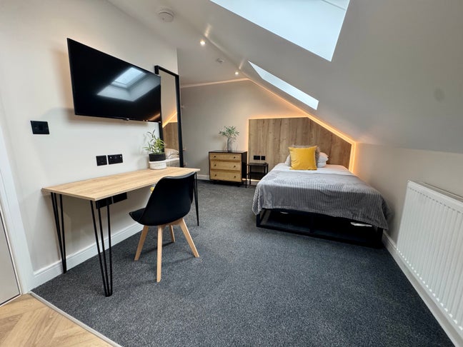 💥 Luxury En-suite room in Alvaston 💥 Main Photo