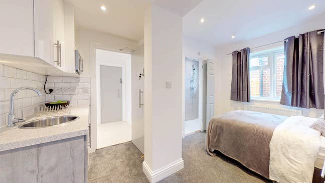 🌟Modern Studio 🌟 Bills Inc🌟 Main Photo