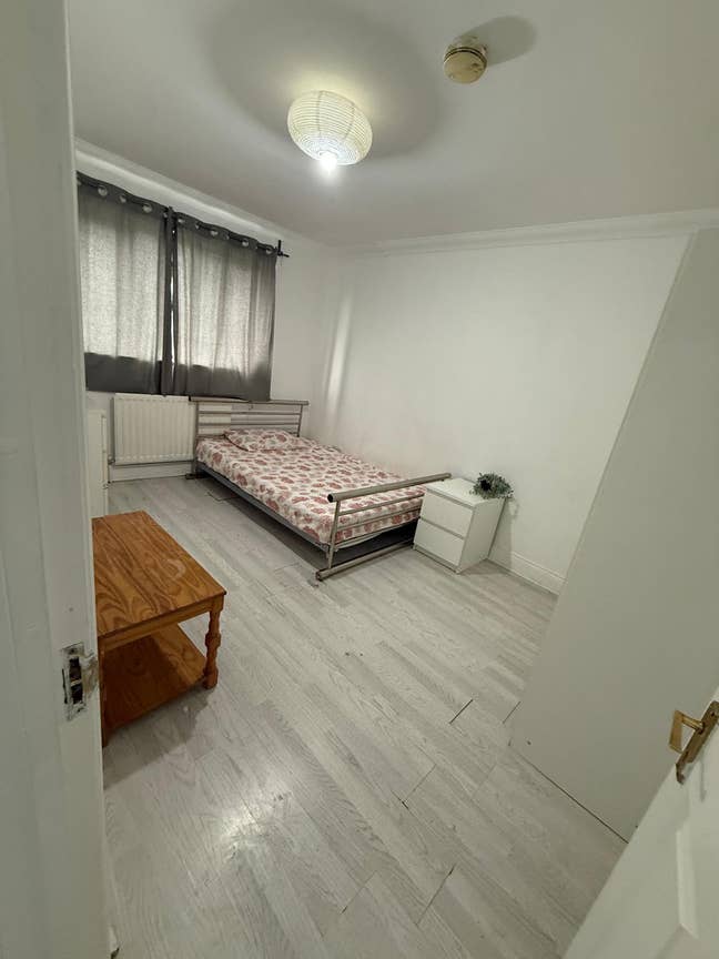 Double room in Canning Town Main Photo