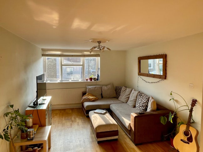 Small Double Battersea Main Photo