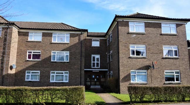 2 bedroom flat, South Croydon CR2 Main Photo