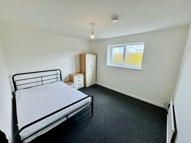 👉Wow! Large Double in Bretton – &pound;109 pw Main Photo