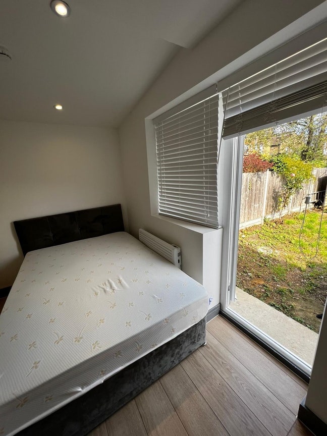 ✨ 🛌 Studio Flat to Let/ Streatham Main Photo