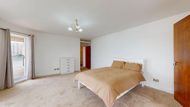  Double Room in East India! Main Photo