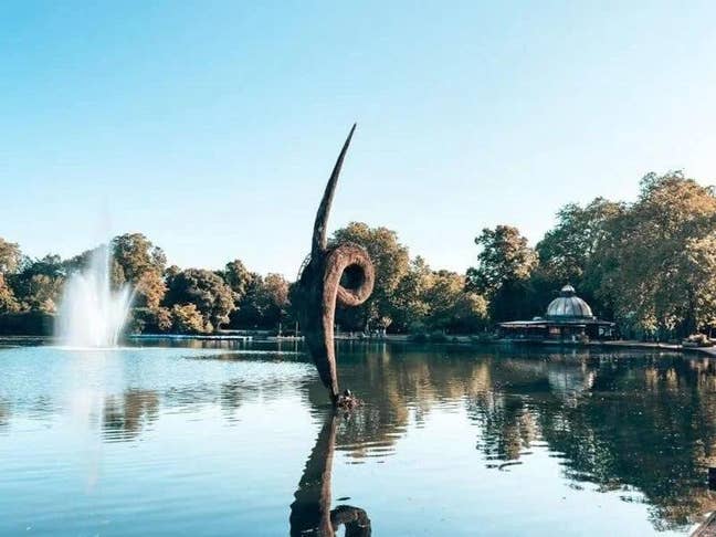 Top Double Room with Balcony Near Liverpool Street Main Photo