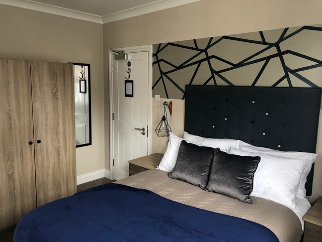 Stunning Spacious Professional House Share  Main Photo