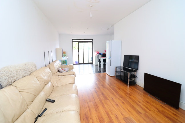 Best Value Double Room in Ilford. Do Not Miss It! Main Photo