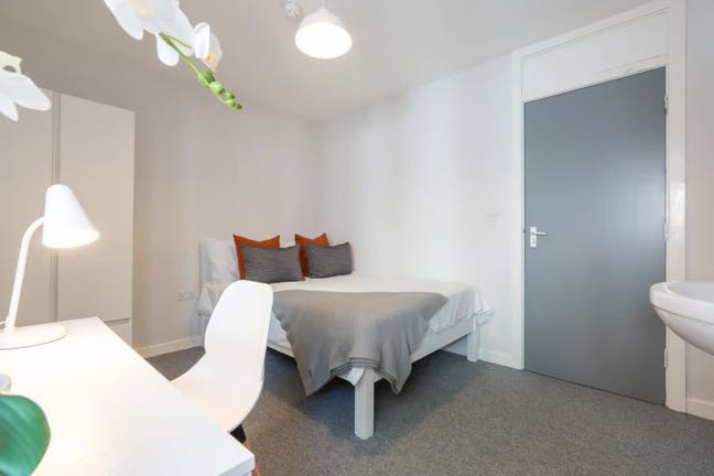 4 Bed Flat in Nottingham - 2026/2027 Main Photo