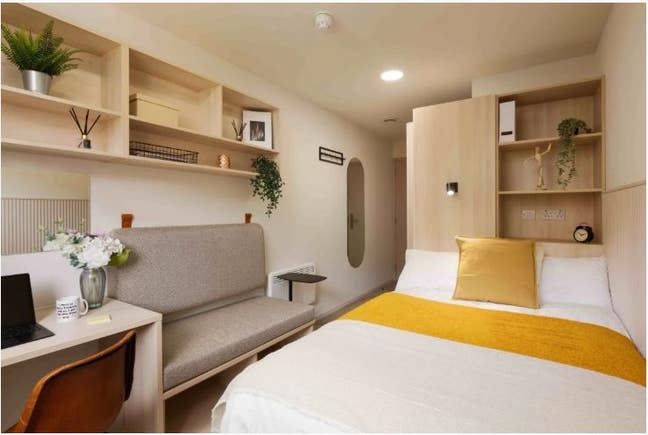 Tenancy Takeover Student Roost Buchanan View Main Photo