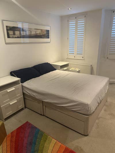 Bright Central Double Extra large room near Beach  Main Photo