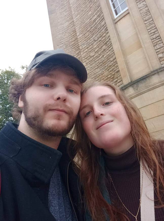 Couple Looking for Studio/Apartment Rental Main Photo