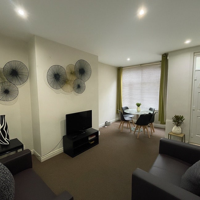 1 Room available in Burley, LS4 Main Photo