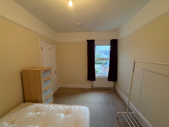 4 bed house share Main Photo