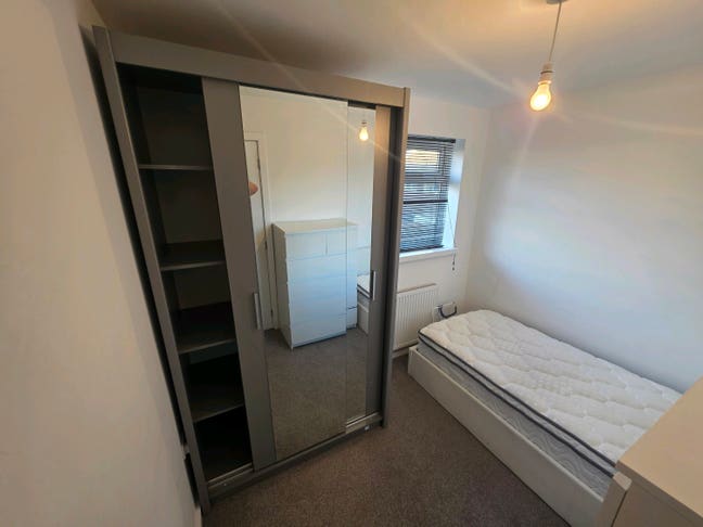 Single room  Main Photo