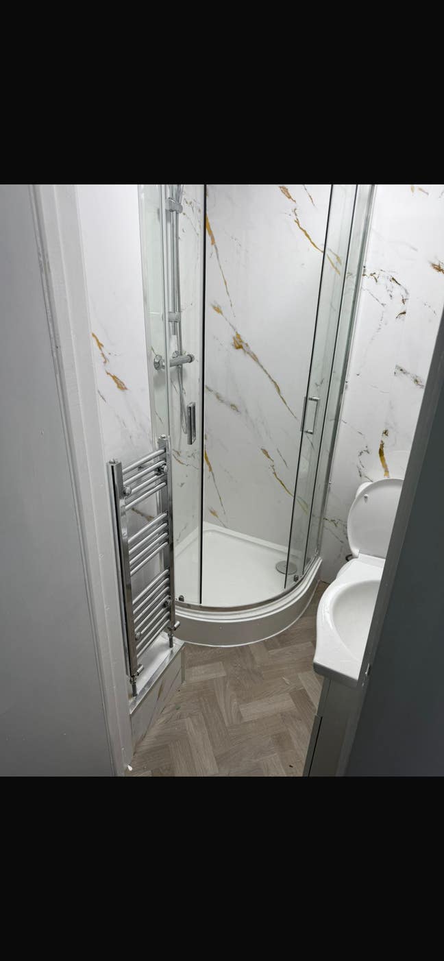 Spacious Room-Universal Credit Accepted Main Photo