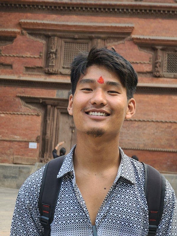 Need single room near b21, b70.  Main Photo