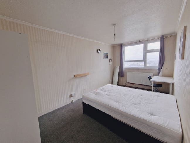 Great View! Double Room - Angel - No Fees!! Main Photo