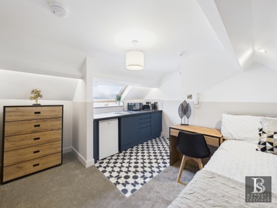 💥 Stunning Kitchenette/studios  🤩 Main Photo