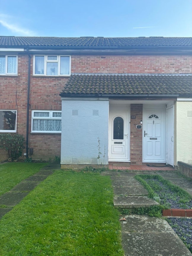 1 bed flat in cul-de-sac Main Photo