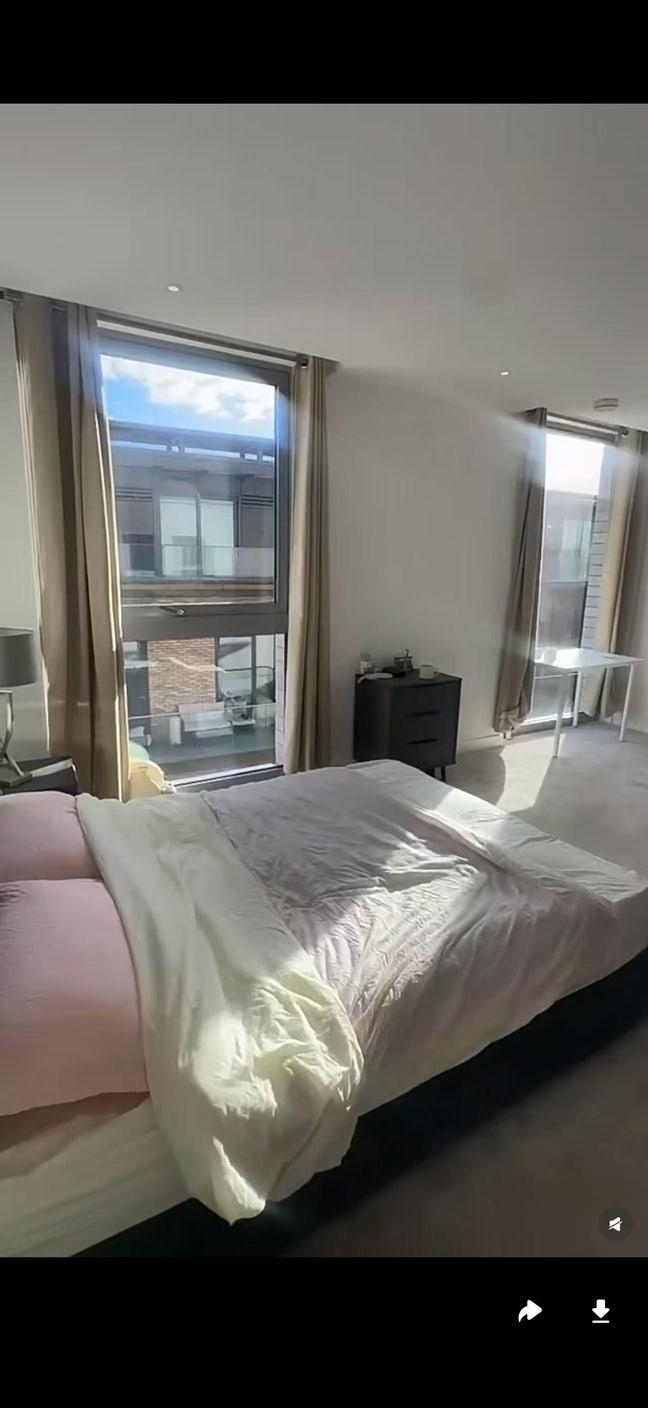 Mondern room in Ec1v 2AP-include bills Gym pool . Main Photo