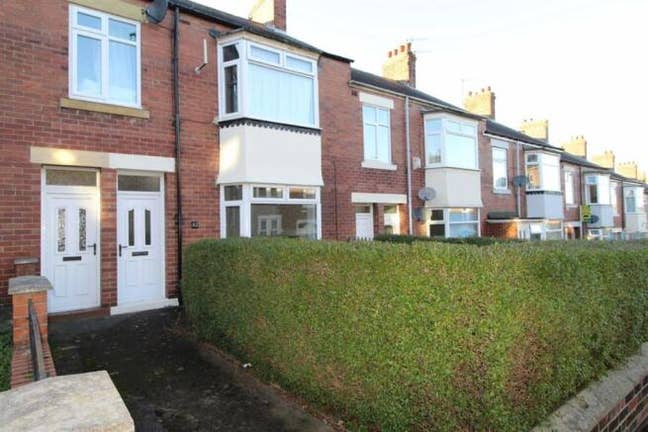 2 bed  ground floor flat available  Main Photo