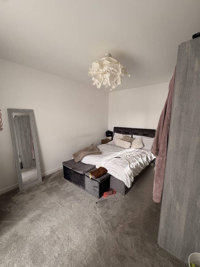🏠 Bright Double Room with En-suite – Available Im Main Photo