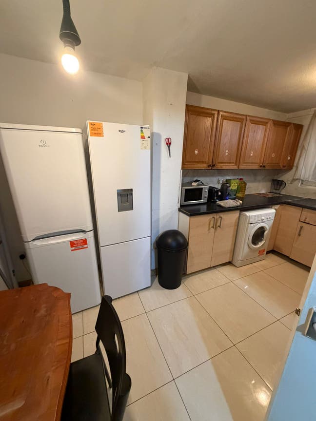 2 Rooms to let for Cuppels Main Photo