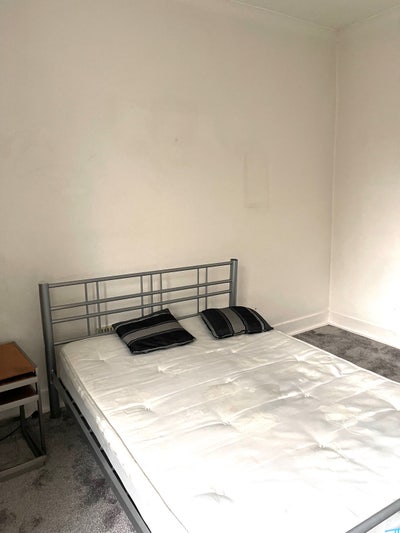 Double bedroom in Stirling city centre Main Photo