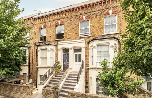 Ensuite double room available Queens Park Main Photo