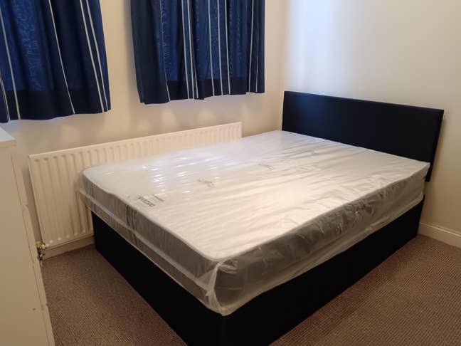 Lovely room to rent out Main Photo