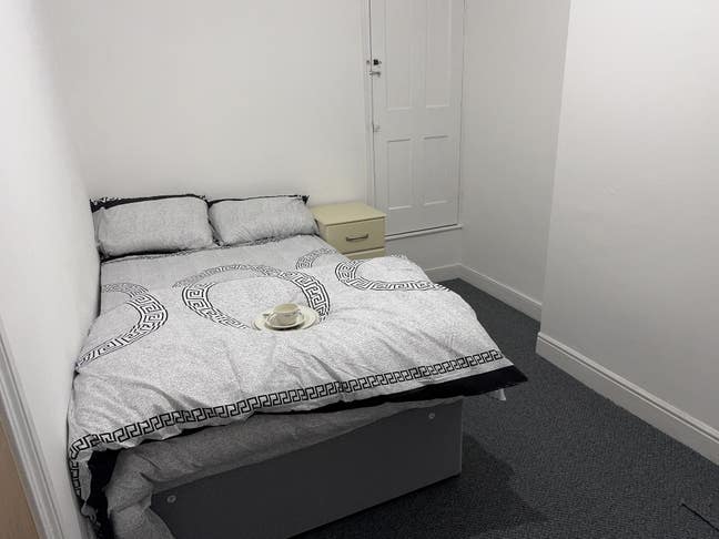 HMO Supported Accommodation DSS Room’S Main Photo