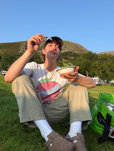 Looking for a home for a couple of months Main Photo