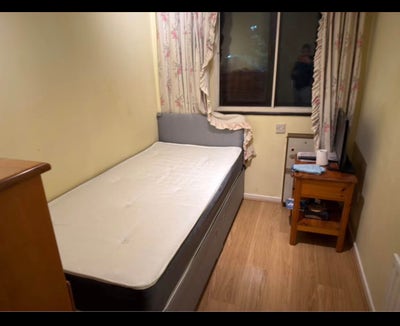 Close to Osterley park ,available now  ? Main Photo