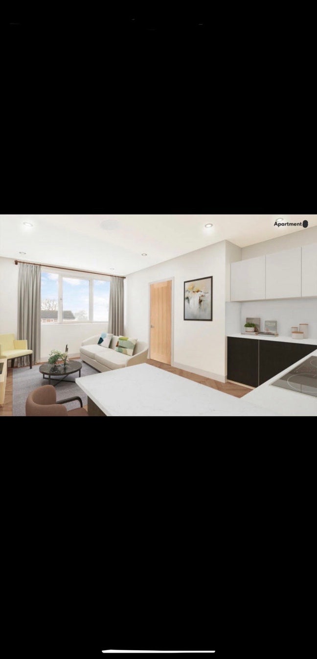 First floor 1 bed apartment (only 4 years old) Main Photo