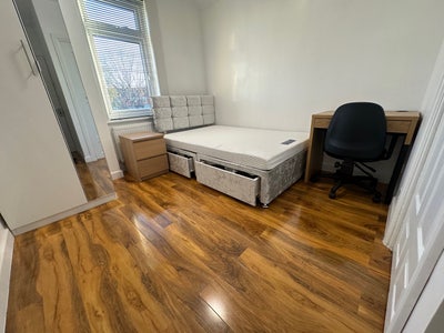 All new double beds with en-suites  Main Photo