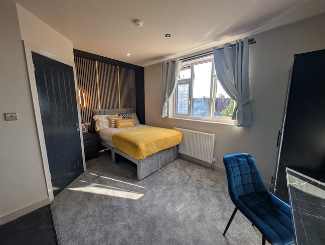 All-Inc Studio &pound;750– Ideal for Professionals Main Photo