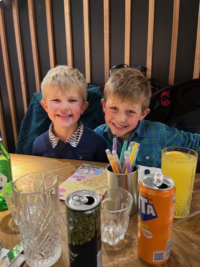 FREE Rent for help with school run & childcare  Main Photo