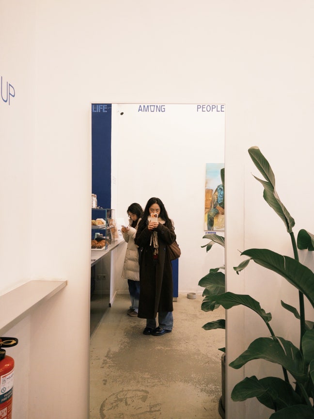 Looking for a long-term room from April Main Photo