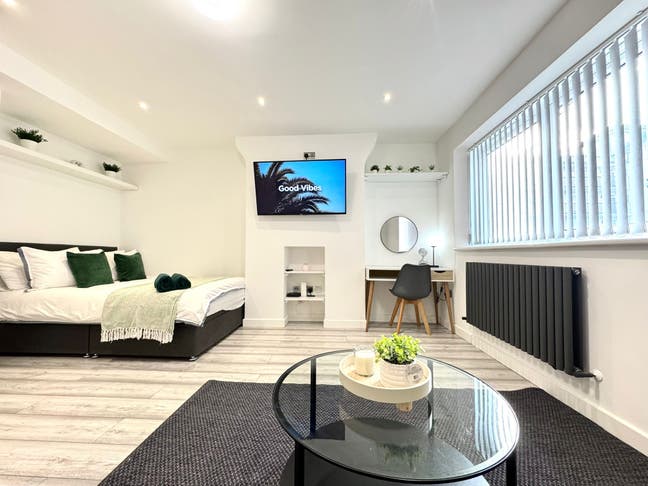 🔥All Bills Included - Short Let- Zone 2🔥 Main Photo