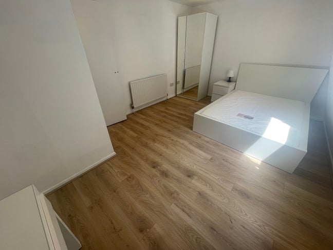 Large Double in Paddington for &pound;277pw Main Photo