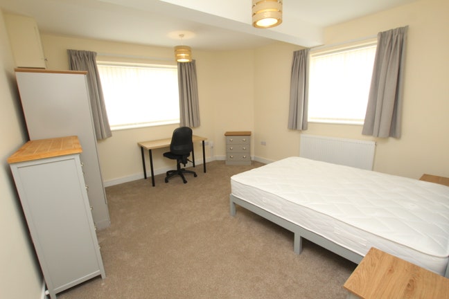 Christchurch Avenue, Downend Main Photo