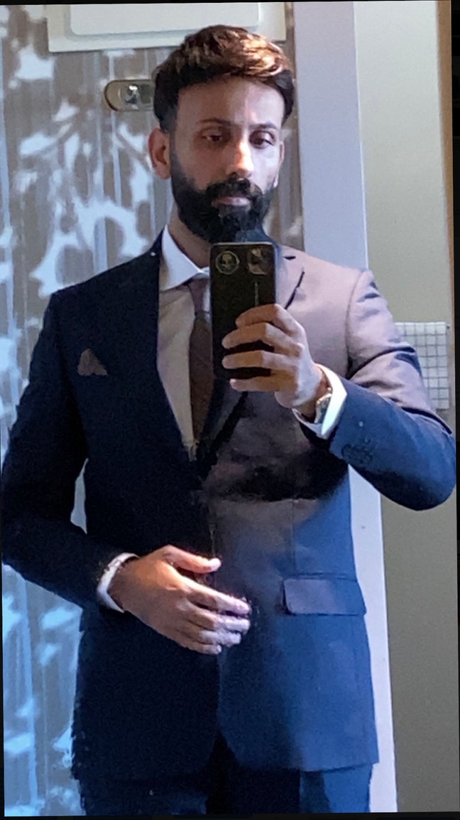 Professional Male Seeks Room in Friendly Flatshare Main Photo