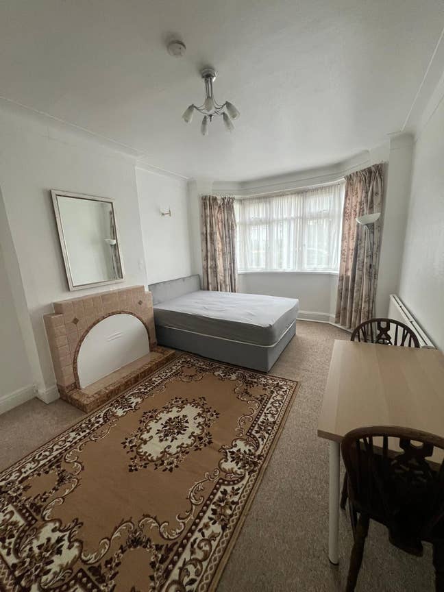 1 Double Room to rent at  Main Photo