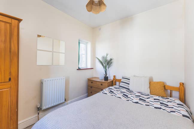 Cozy double in spacious house with garden / 2 bath Main Photo